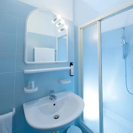 Otel Garni Losanna 3*