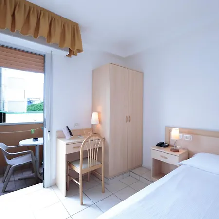 Garni Losanna 3* Bibione