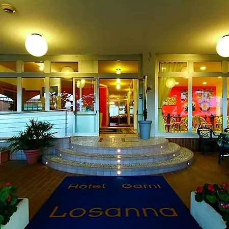 ホテル Garni Losanna ビビオーネ