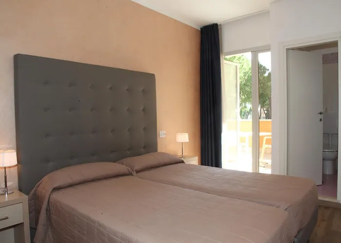 Garni Losanna 3* Бибионе